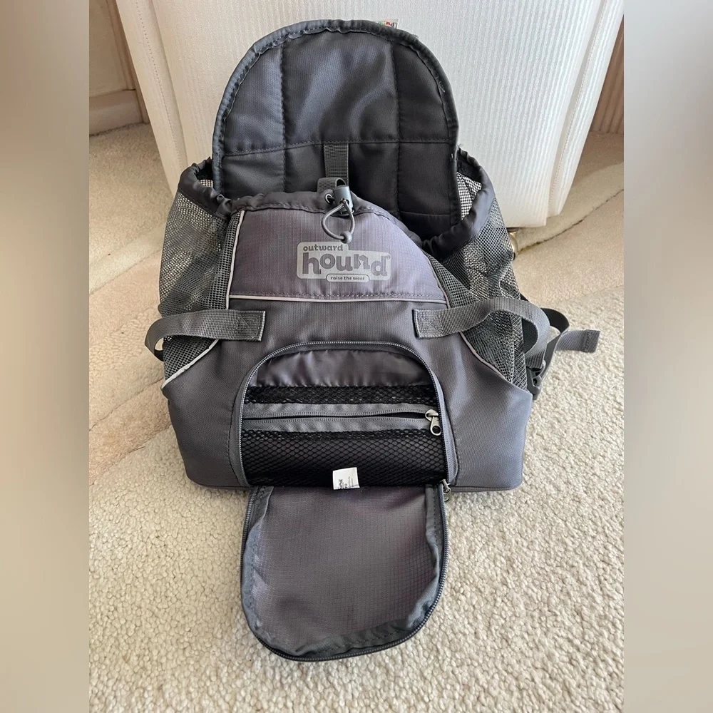 Like New Outward Hound Front Dog Carrier